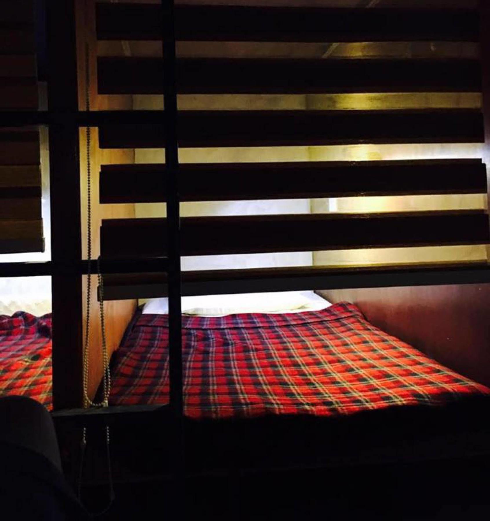 Wire Hostel Patong Eksteriør bilde
